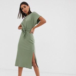 Bershka jersey t shirt dress in khaki - Green